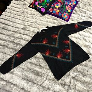 100% Alpaca Crew Neck Sweater (unisex)